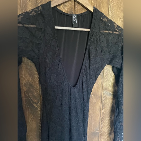 Vampira Gown by NRT fashions - Picture 5 of 11